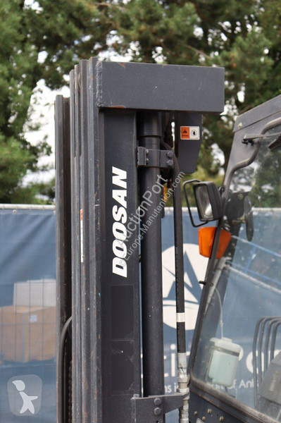 Doosan G30G Forklift