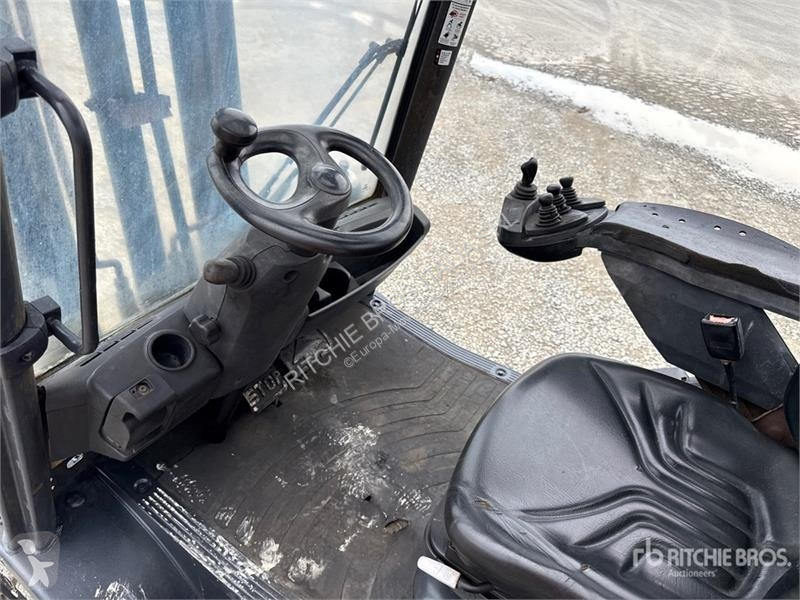 可升降式叉车 Linde H 25D 2500 kg Forklift