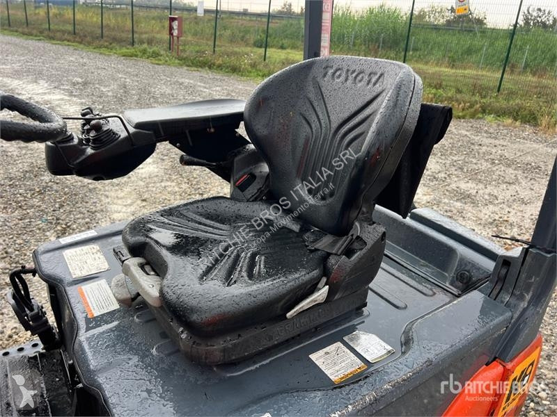 Автопогрузчик Toyota 1800 kg Electric Forklift