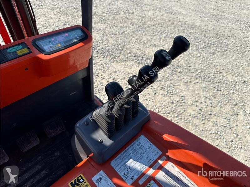 可升降式叉车 Toyota 1500 kg Electric Forklift