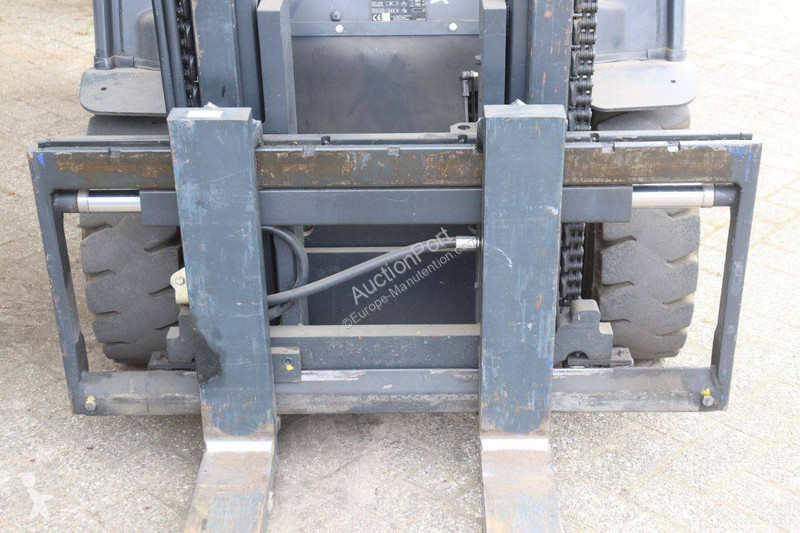 Carretilla elevadora Fenwick E30-01