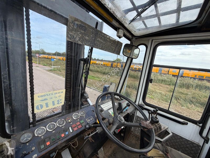 Chariot élévateur Svetruck 20-120 Forklift -...
