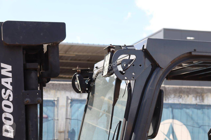 Carretilla elevadora Doosan B15T-5
