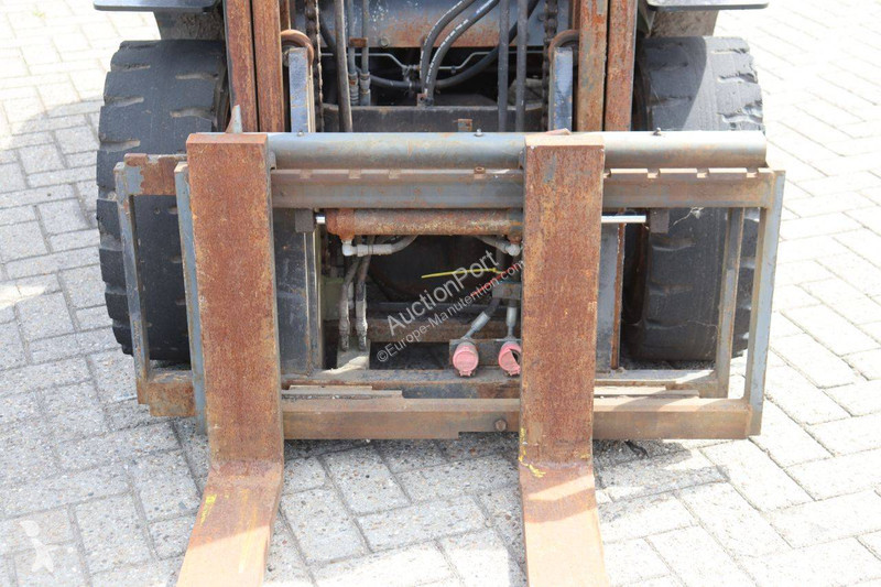 Chariot élévateur Toyota 02-6FD30