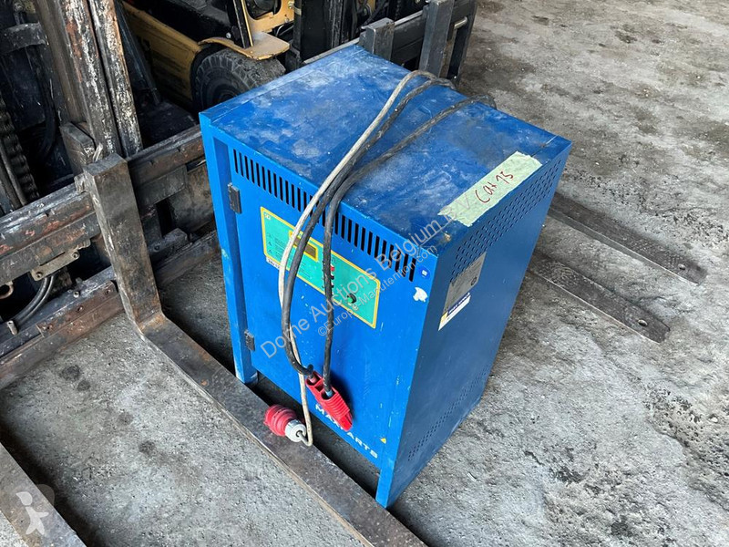 Empilhador elevador Caterpillar EP15KRT
