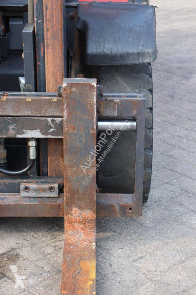 Empilhador elevador Linde H25D-02
