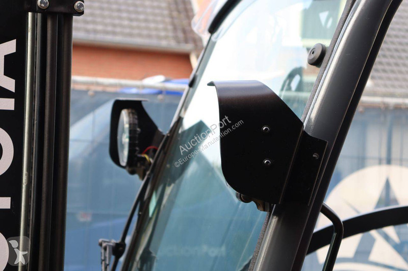 Empilhador elevador Toyota 8FBE16T