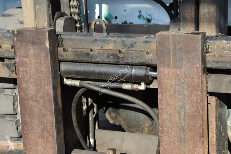 Empilhador elevador Mitsubishi FD30