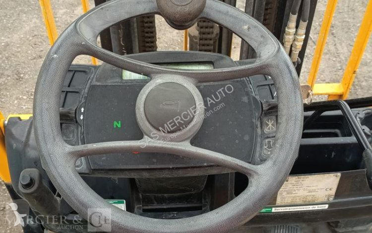 Empilhador elevador Hyster chariot mat