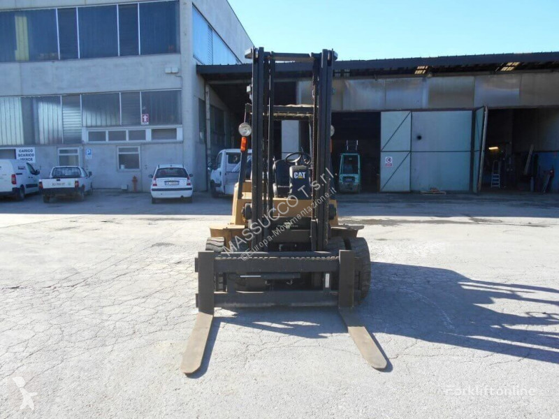 Heftruck Caterpillar DP40KL