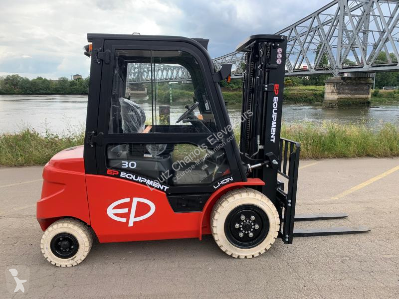 Chariot élévateur   EFL303