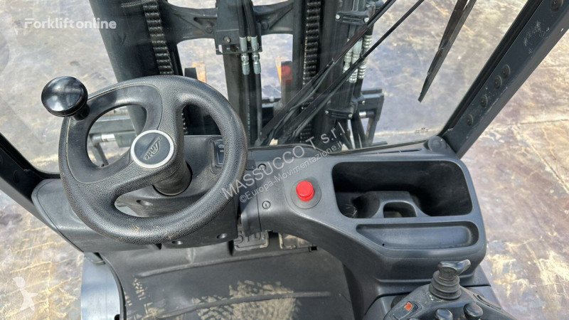 Carrello elevatore Linde E30L-01