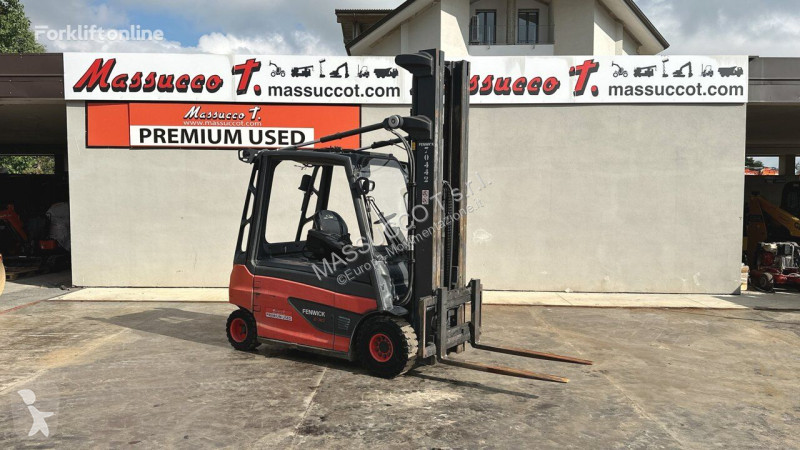 Teleskopický manipulátor Linde E30L