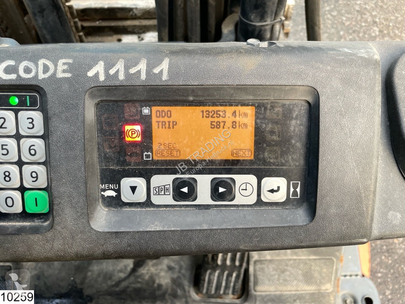 Teleskopický manipulátor Toyota 8FBEKT18...