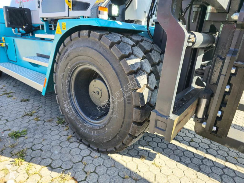Stivuitor de mare tonaj Konecranes SMV 16-1200C...