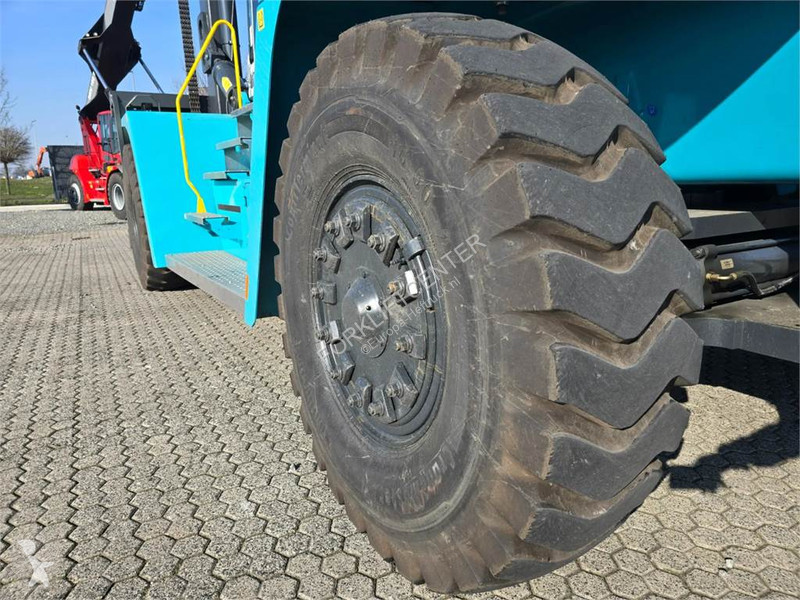 Teleskopický manipulátor Konecranes SMV 33-1200C