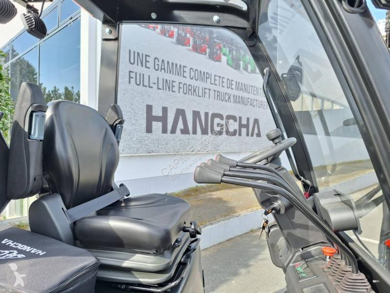 Teleskopický manipulátor Hangcha  XC3-15i...