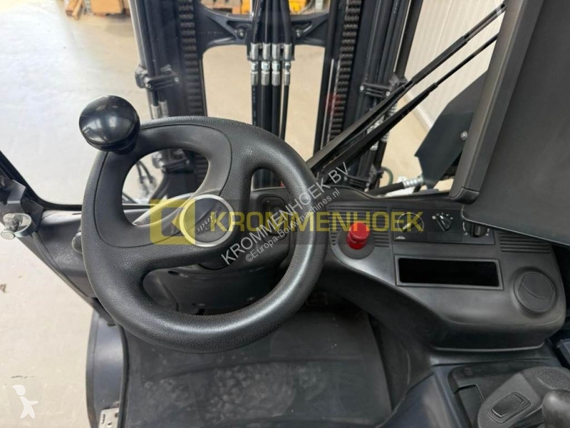 رافعة شوكية Linde E 30 HL-01/600