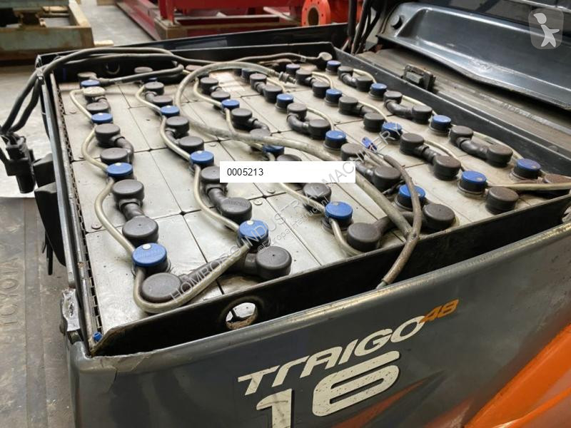 Teleskopický manipulátor Toyota Traigo 16...