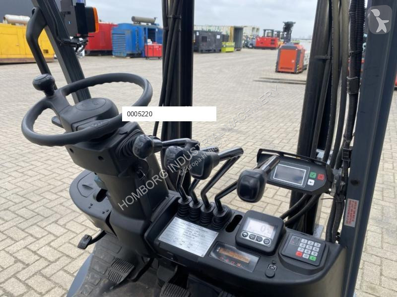 Carrello elevatore Toyota 8FGCU25 2.5 ton...
