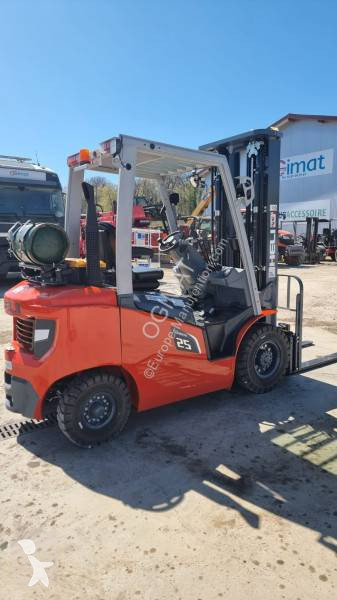 Stivuitor Heli 2,5T à gaz