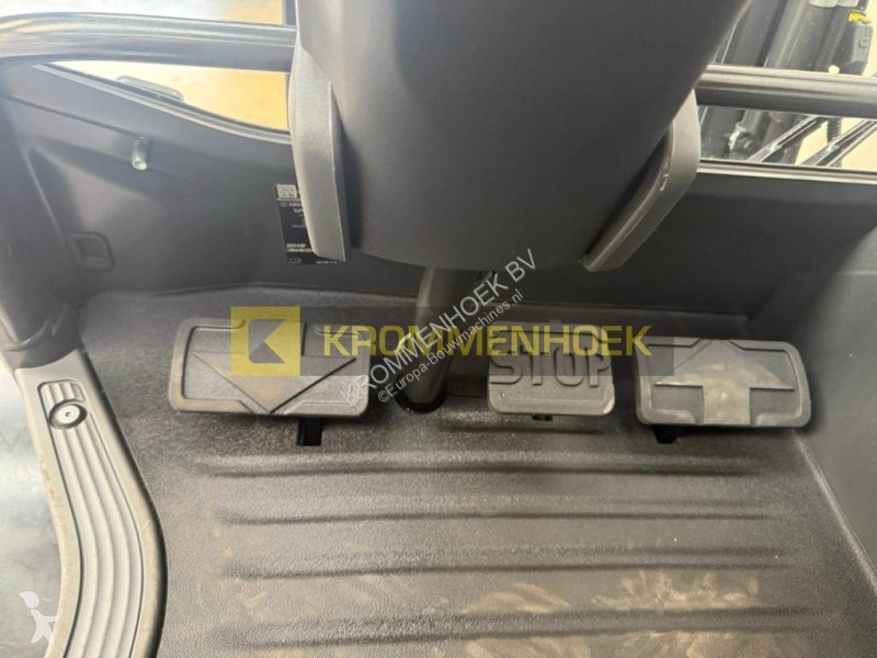 Teleskopický manipulátor Linde E 30 Demo