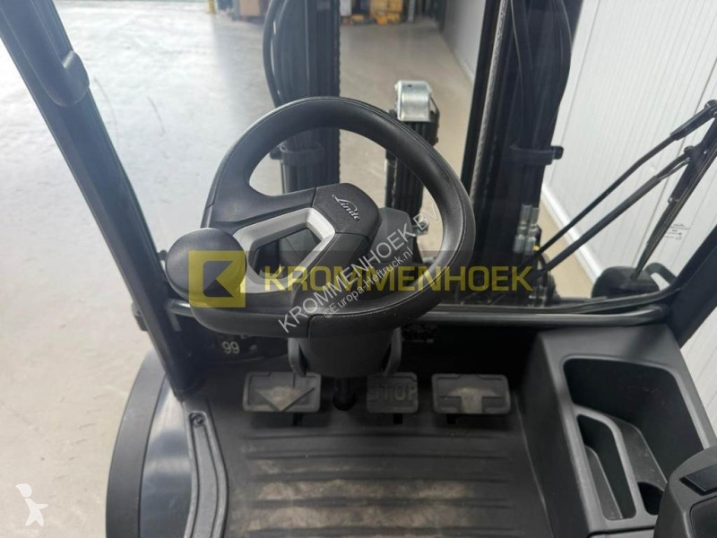 Lyfttruck Linde H 35 D-02