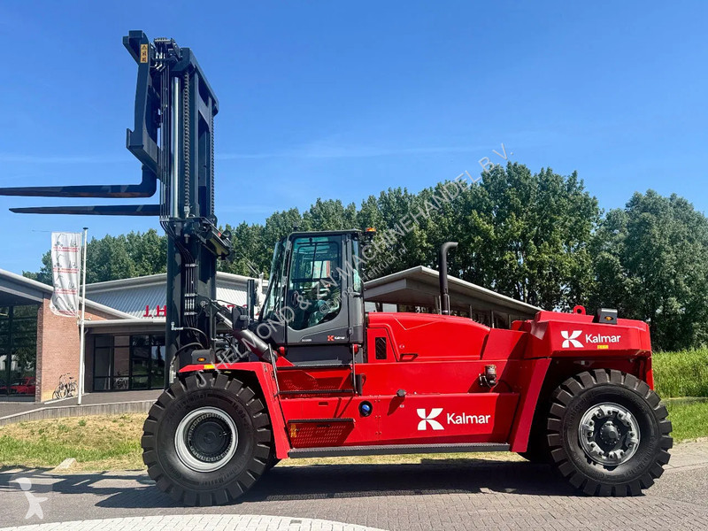 Chariot élévateur gros tonnage Kalmar DCG330-12