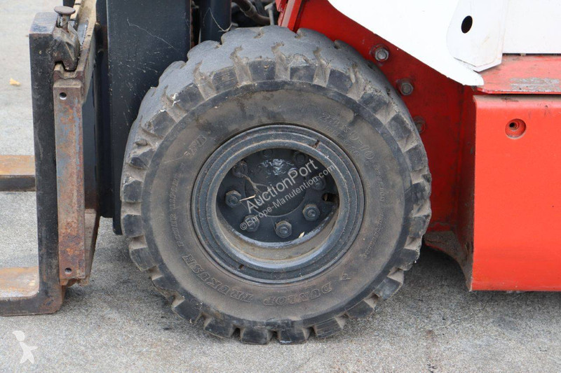 رافعة شوكية Nissan QP0225U