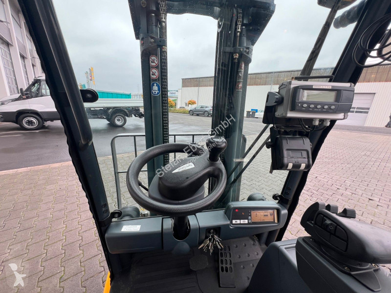 رافعة شوكية Jungheinrich EFG 215 / Triplex:...