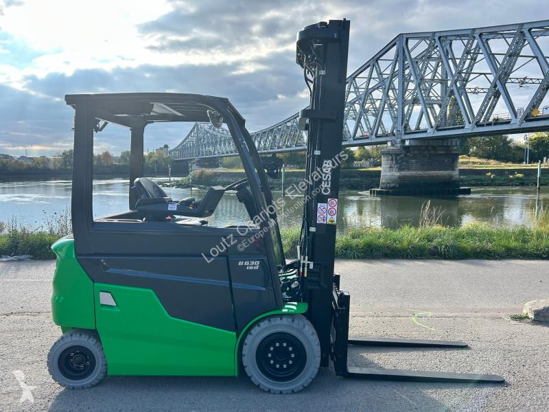 Chariot élévateur Cesab  B630II