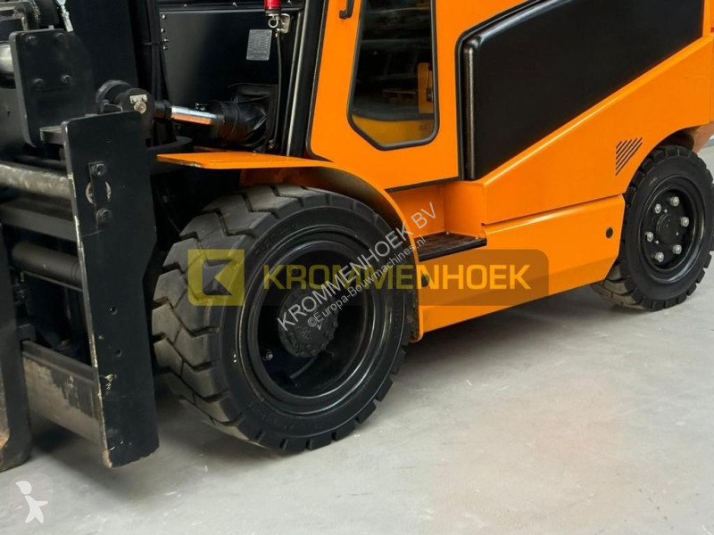رافعة شوكية Hangcha CPD80J 8000 kg electric |...