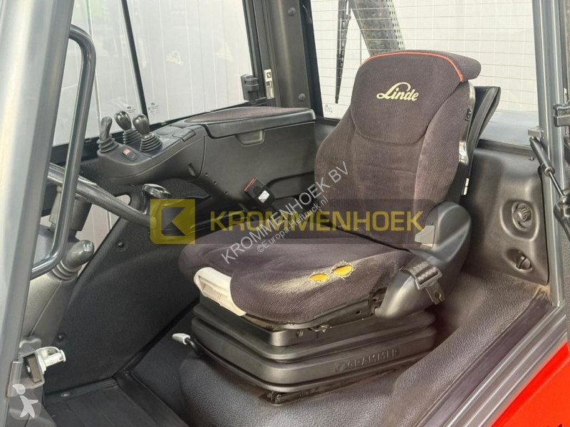 رافعة شوكية Linde