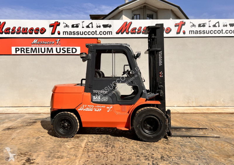 رافعة شوكية Toyota 7FD 40