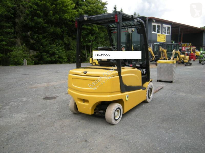 رافعة شوكية Yale ERP35VL E2395