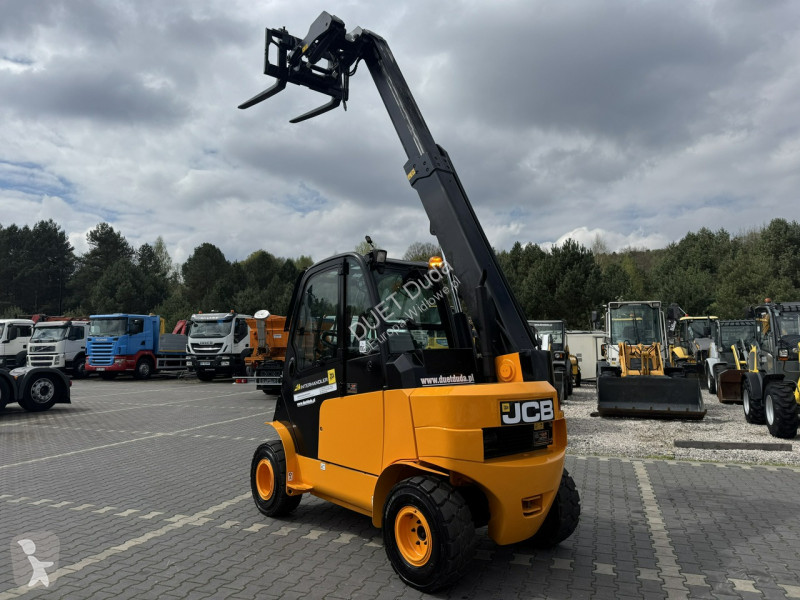 Автопогрузчик JCB 35D 4x4 T4 TELESKOP /...