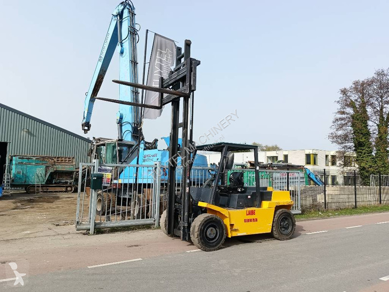 رافعة شوكية OM carrelli DI60C 6 ton heftruck...