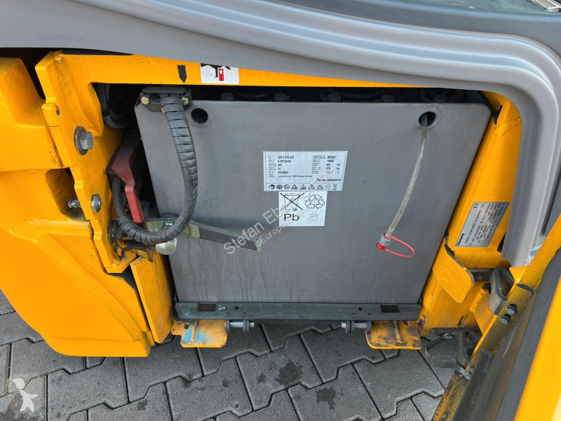 رافعة شوكية Jungheinrich EFG 218 / Triplex...