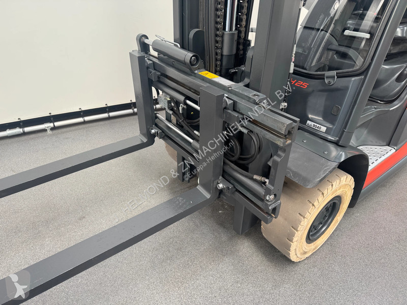 Teleskopický manipulátor Linde 1202 H 25 T-01