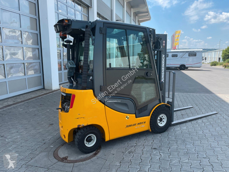 Кар Jungheinrich 316s / Triplex: 4.4m / 2.008h...