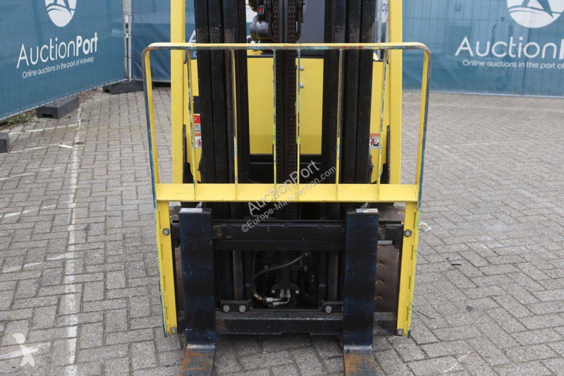رافعة شوكية Hyster MWB
