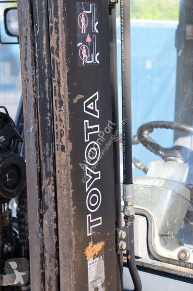 Vysokozdvižný vozík Toyota 62-7FDF25