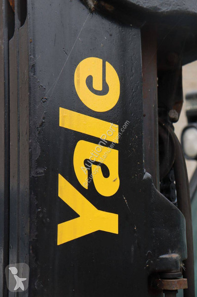 Empilhador elevador Yale E2170