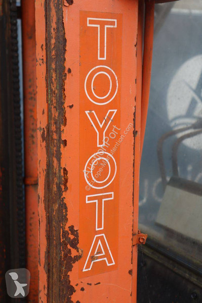 Chariot élévateur Toyota 02-5FD 15