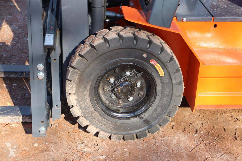 Carretilla elevadora MachPro MP-E2.5