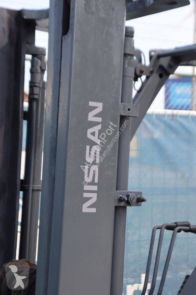 Carretilla elevadora Nissan 30