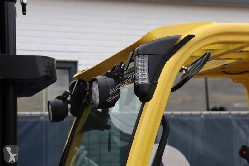 Навантажувач вилковий Hyster MWB
