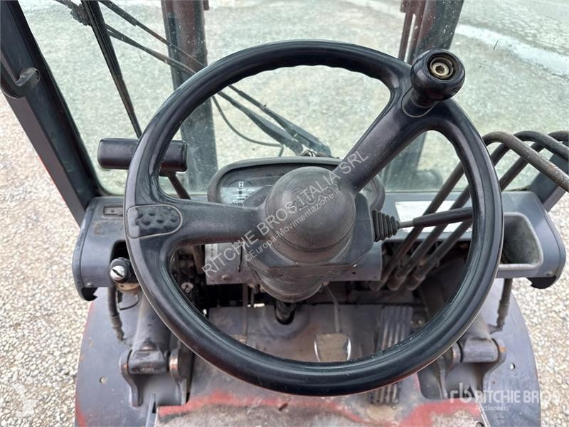 Emelőtargonca Toyota 02-6FDF30 2900 kg Forklift