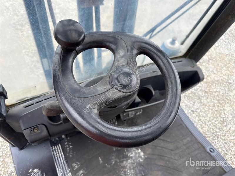 可升降式叉车 Linde H 25D 2500 kg Forklift