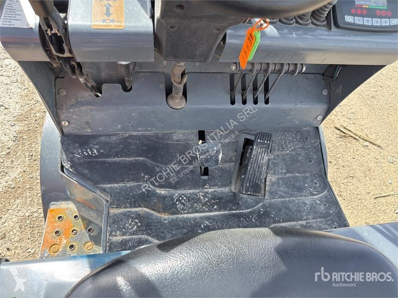 可升降式叉车  Eurocosmec CPD18F8 1800 kg Electric...